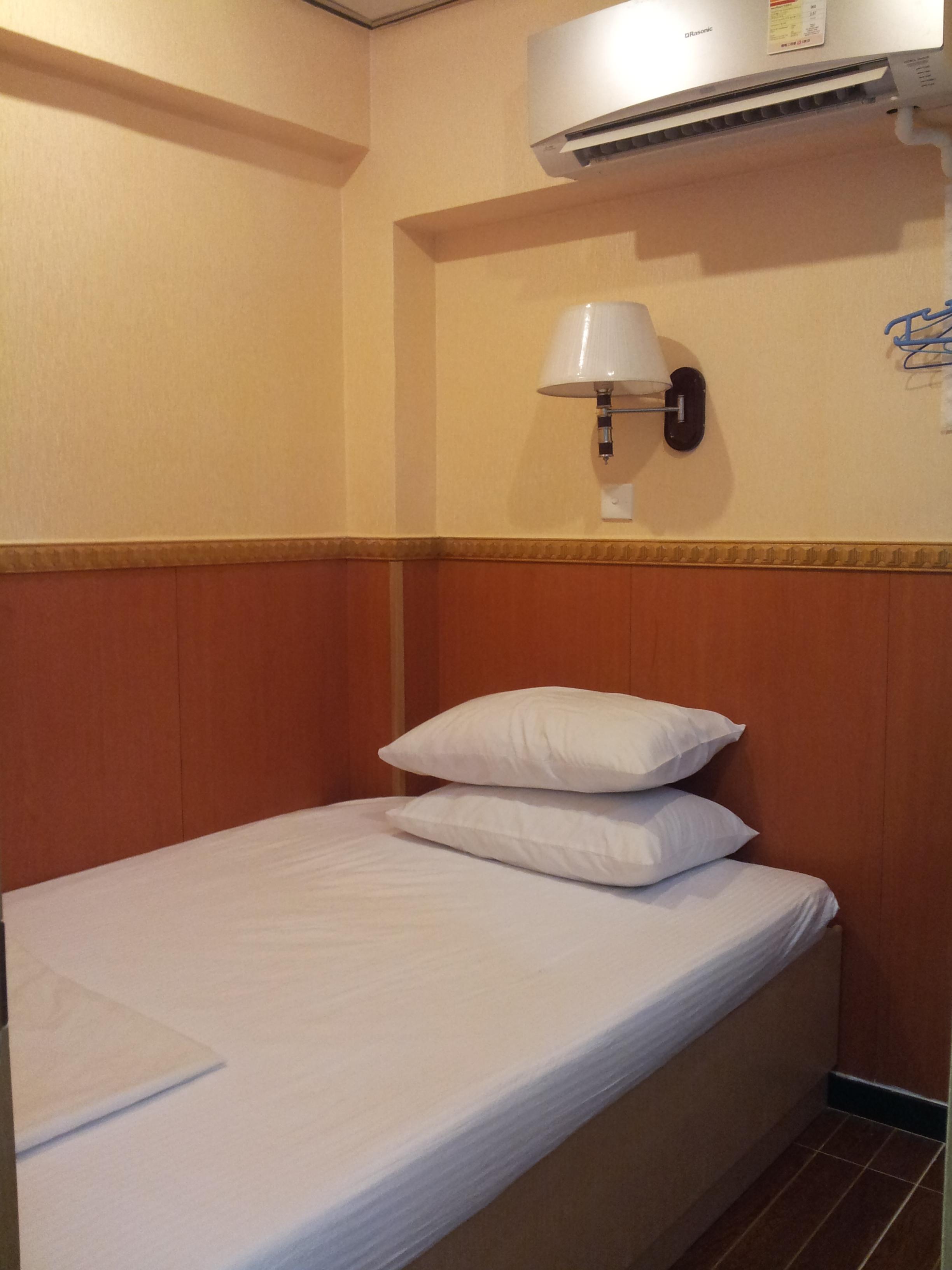 New Garden Hostel Хонконг Екстериор снимка