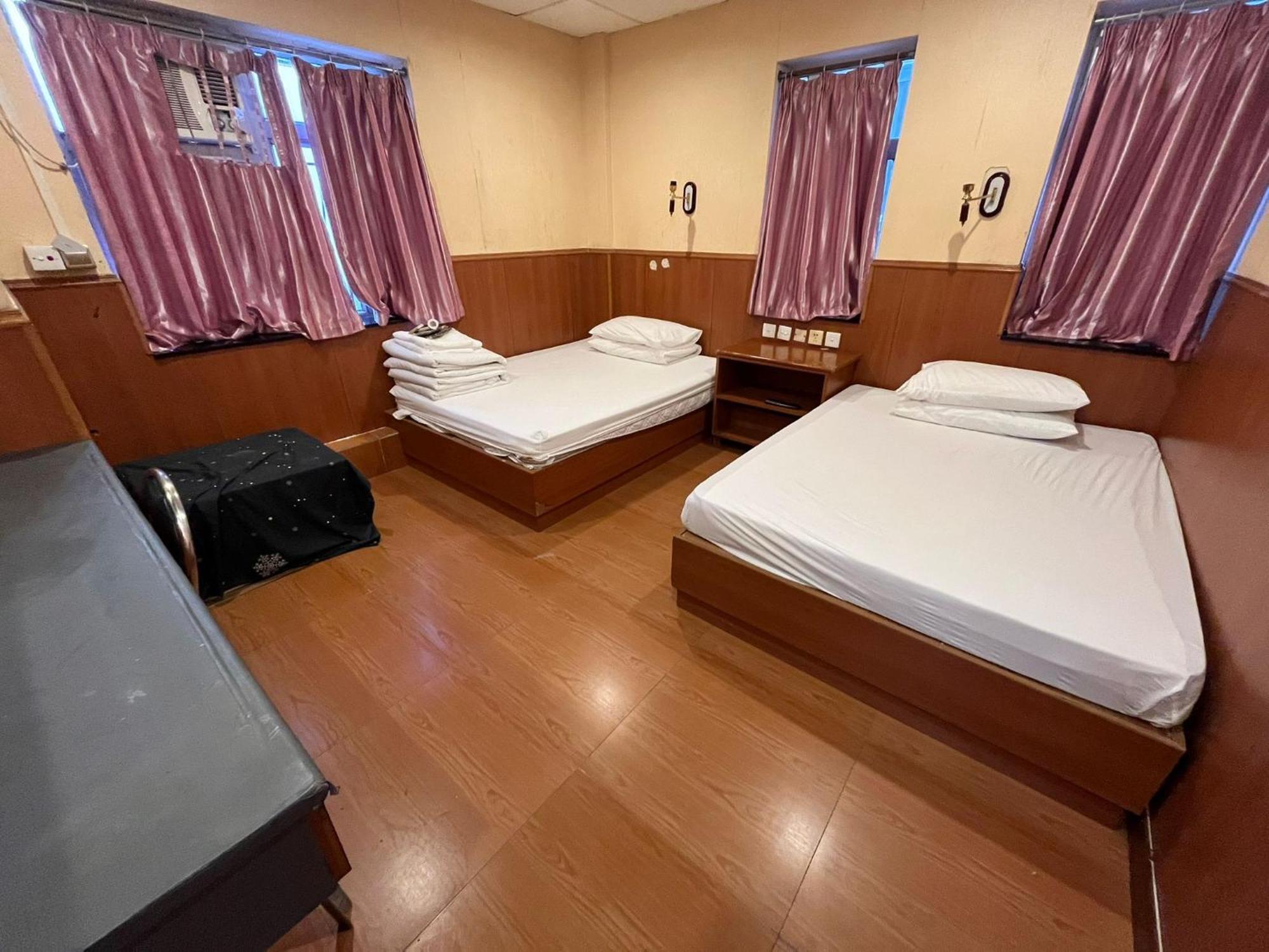 New Garden Hostel Хонконг Екстериор снимка