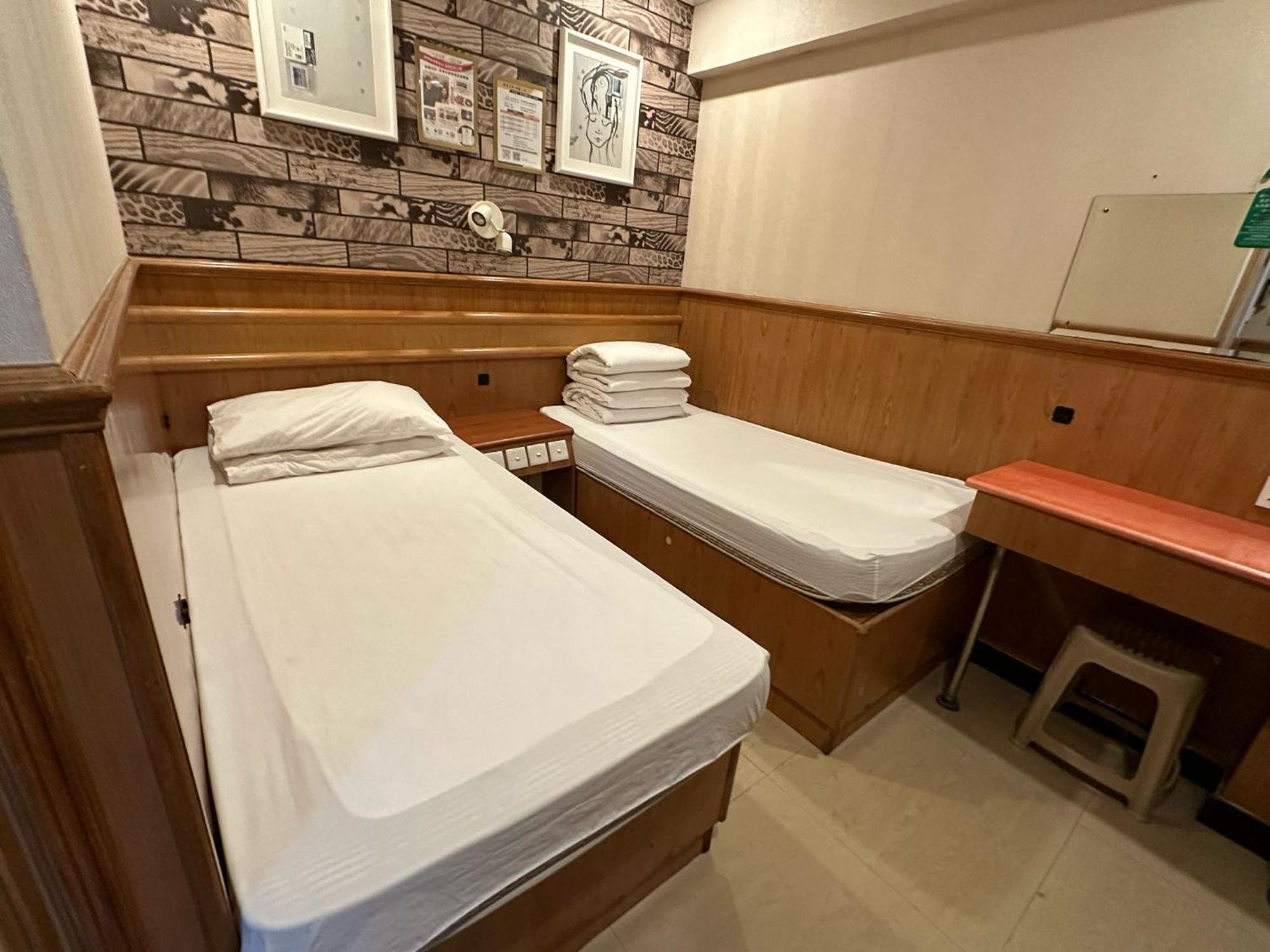 New Garden Hostel Хонконг Екстериор снимка