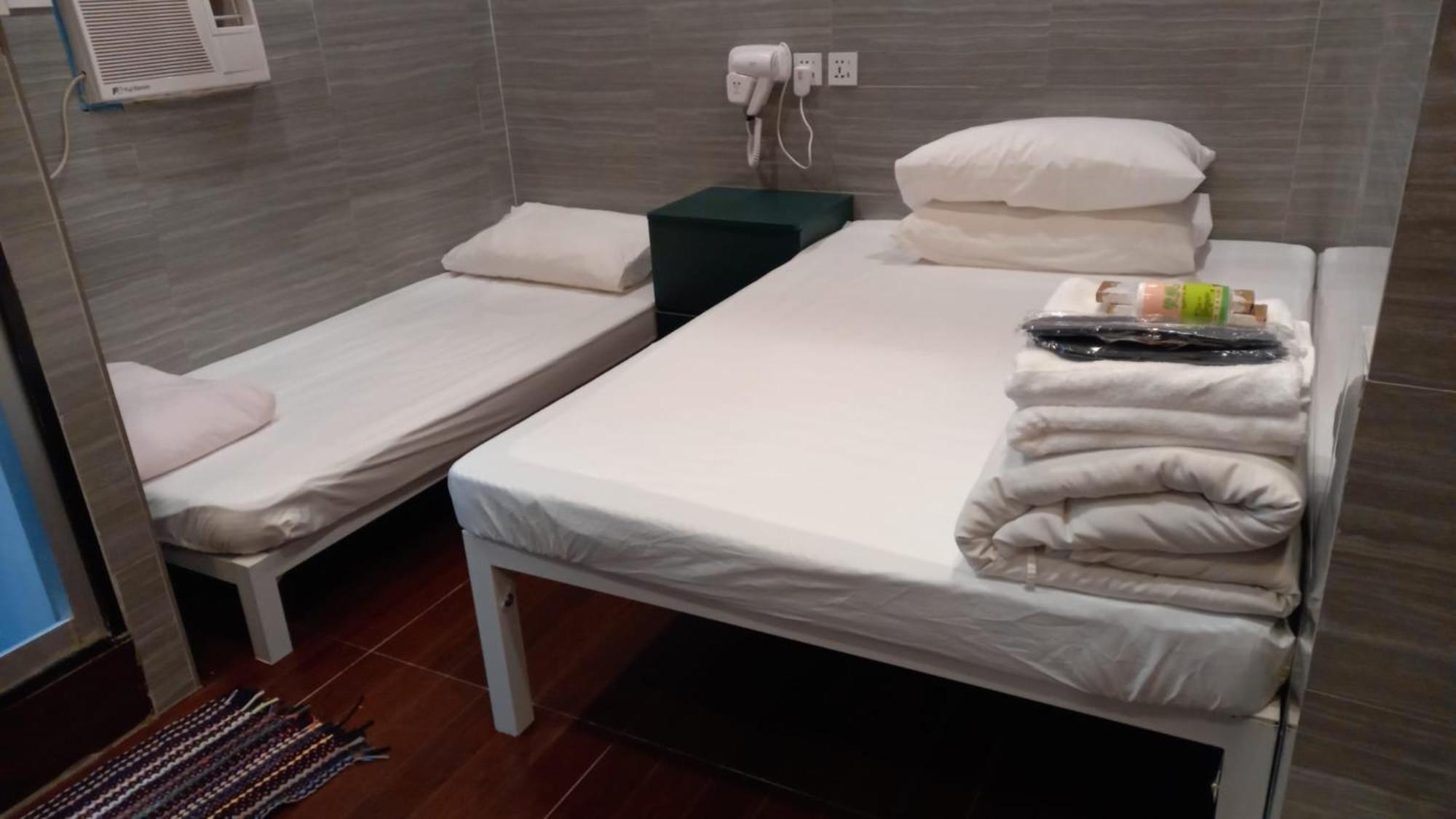 New Garden Hostel Хонконг Екстериор снимка