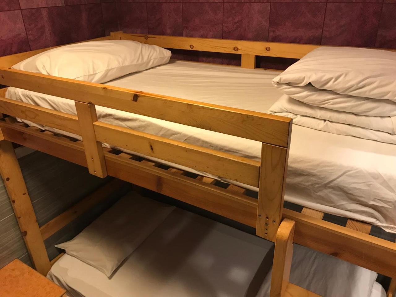 New Garden Hostel Хонконг Екстериор снимка